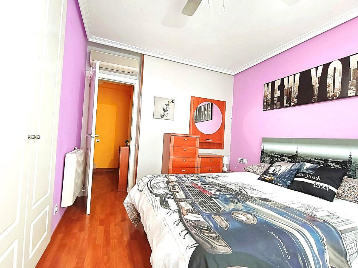 Stunning Two Level In Marina *